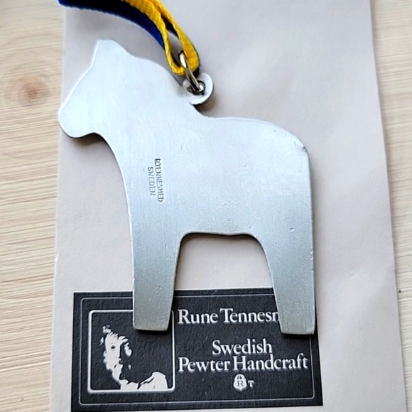 Rune Tennesmed Swedish Pewter Dala Horse Ornament Pendant - Picture 4 of 5